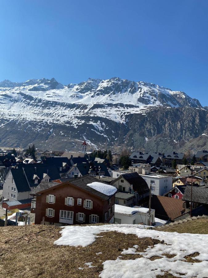 Swiss Accomodation Andermatt Bagian luar foto